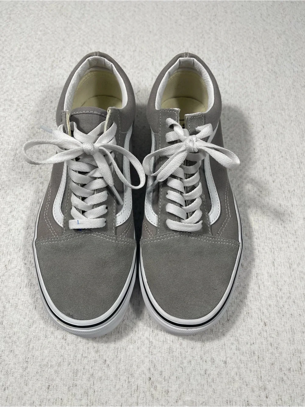 VANS Old Skool Gray White Lace Up MENS 7 /WMS 8.5 Canvas Suede Sneakers SKU#0398